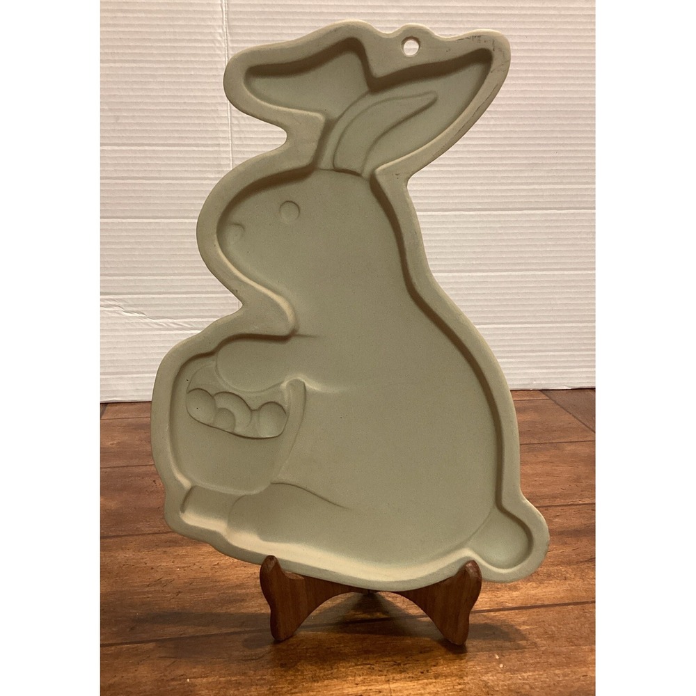 VINTAGE Superstone Cookie Mold Easter Bunny Rabbit Large 1996